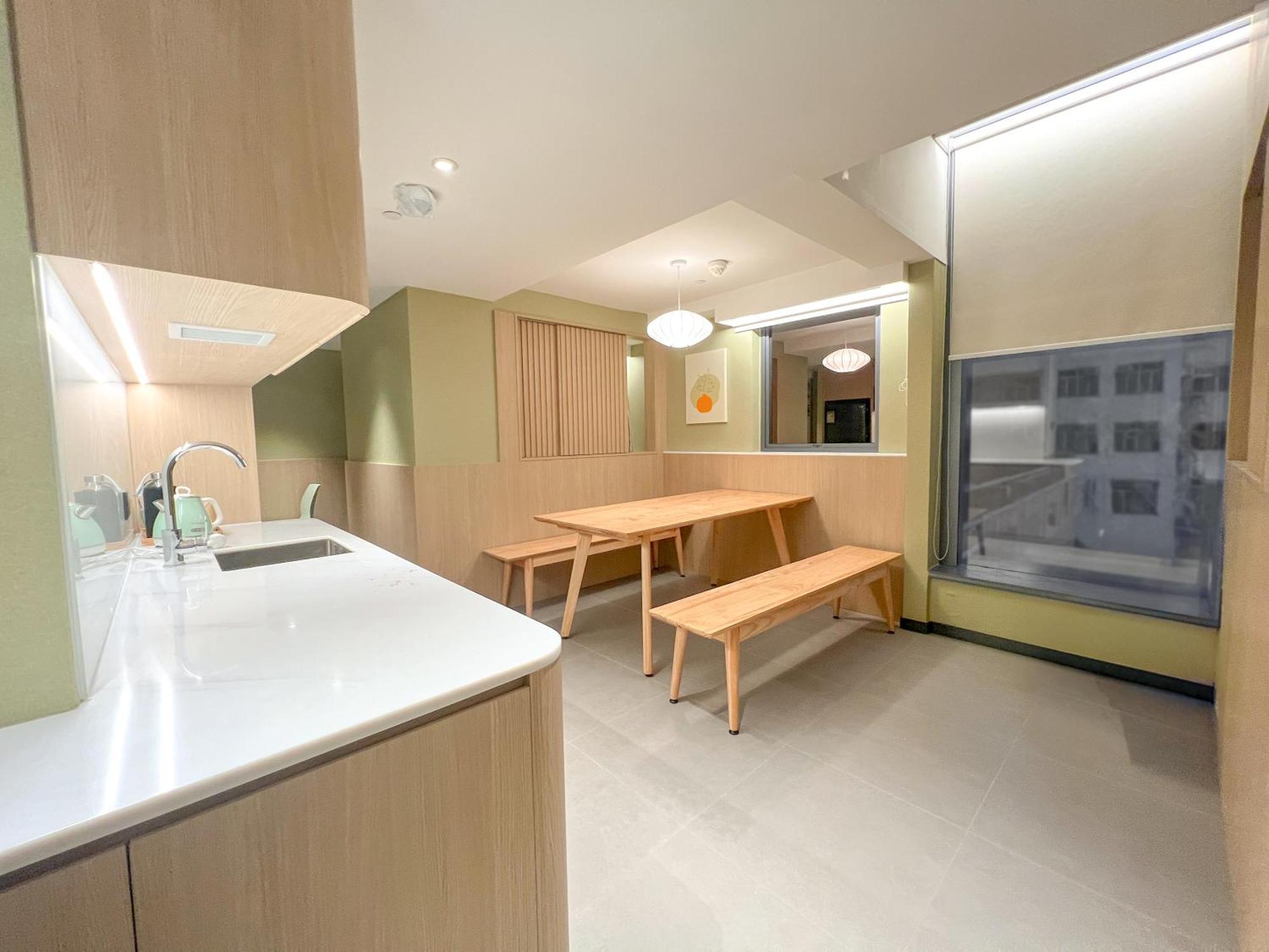 Urbanwood Ap Lei Chau Hotel Hong Kong Exterior photo